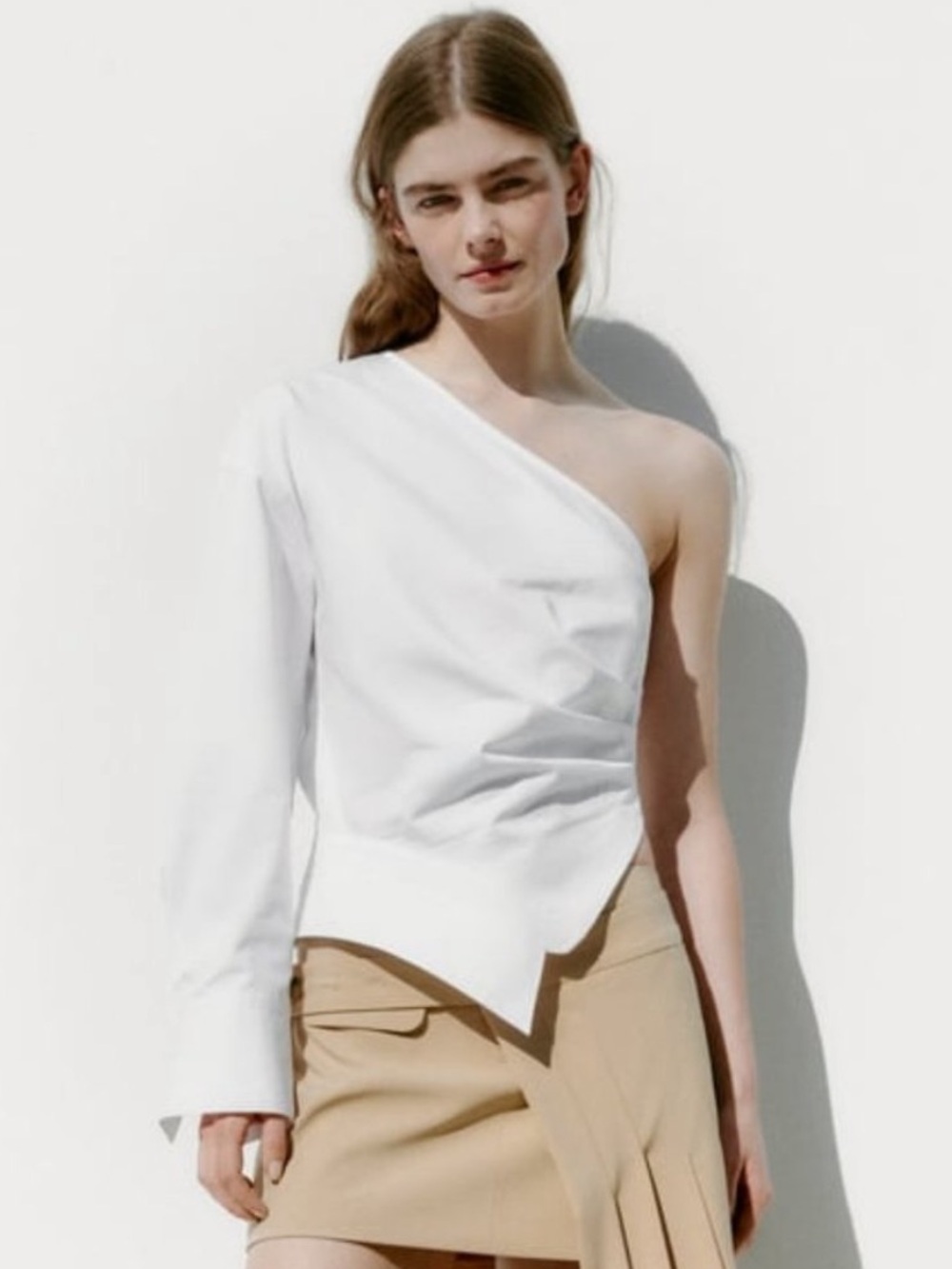 Zara Asymmetric Gabardine One Shoulder in White Blouse NWT Medium